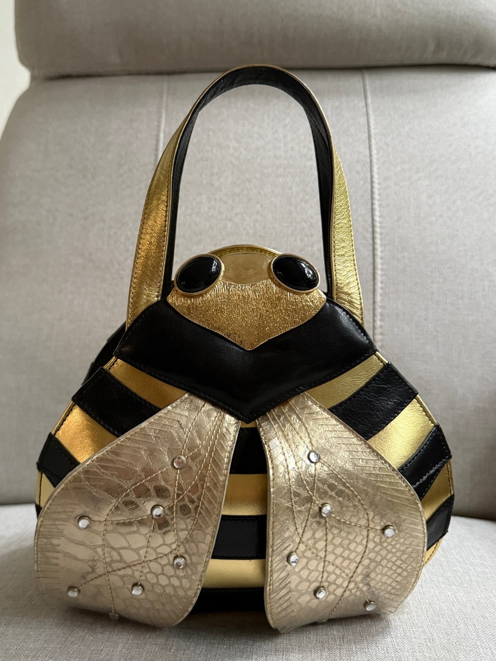 vintage Braccialini bumblebee novelty handbag from their Temi collection